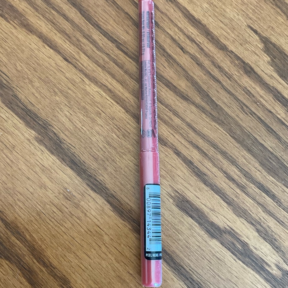 New In Package, NYX Retractable Lip Liner